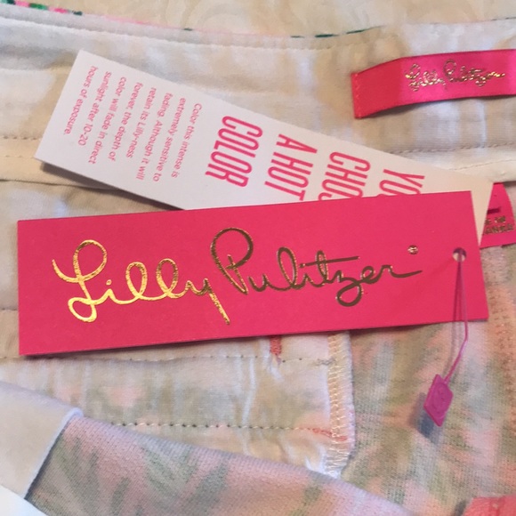 NWT Lilly Pulitzer Buttercup shorts size 14 - Picture 4 of 9